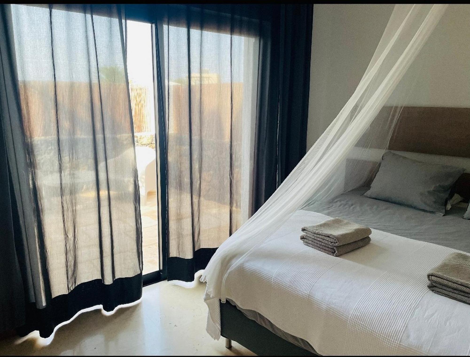 Villa Casa Paloma With Heated Pool In El Roque Cotillo